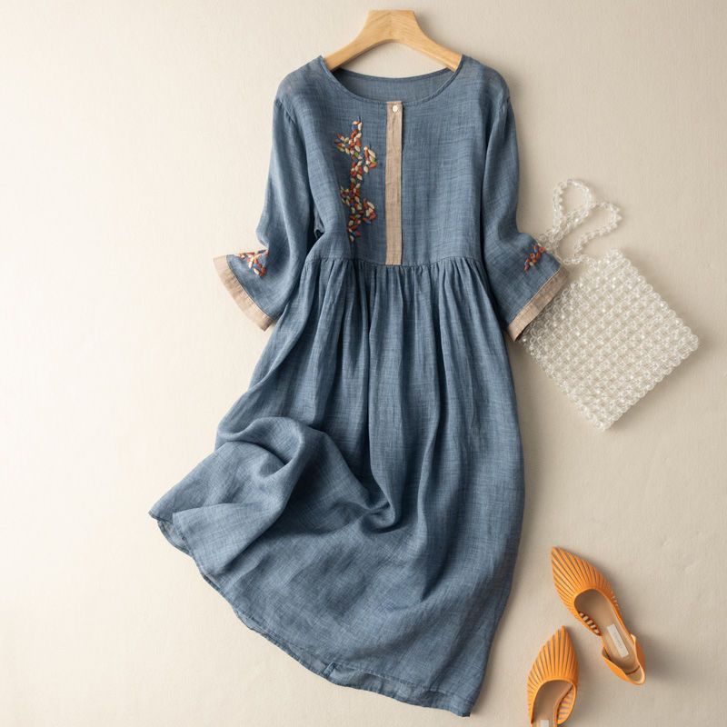 Eulalia | Vestido midi para mujer de verano con bordado