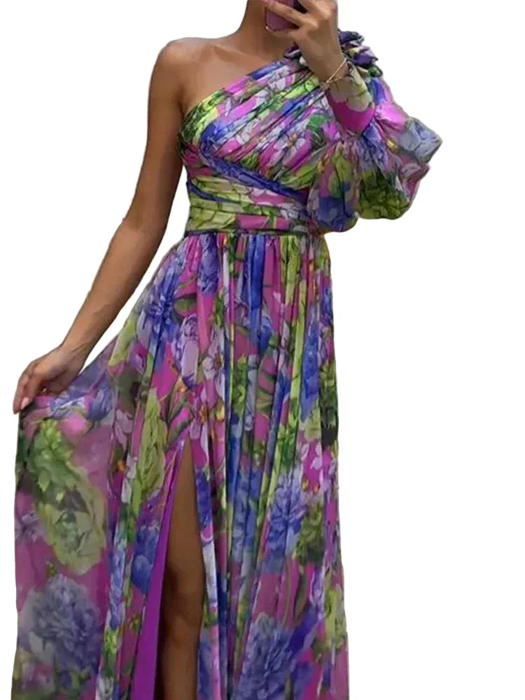 Carla | Vestido maxi de un hombro con abertura lateral