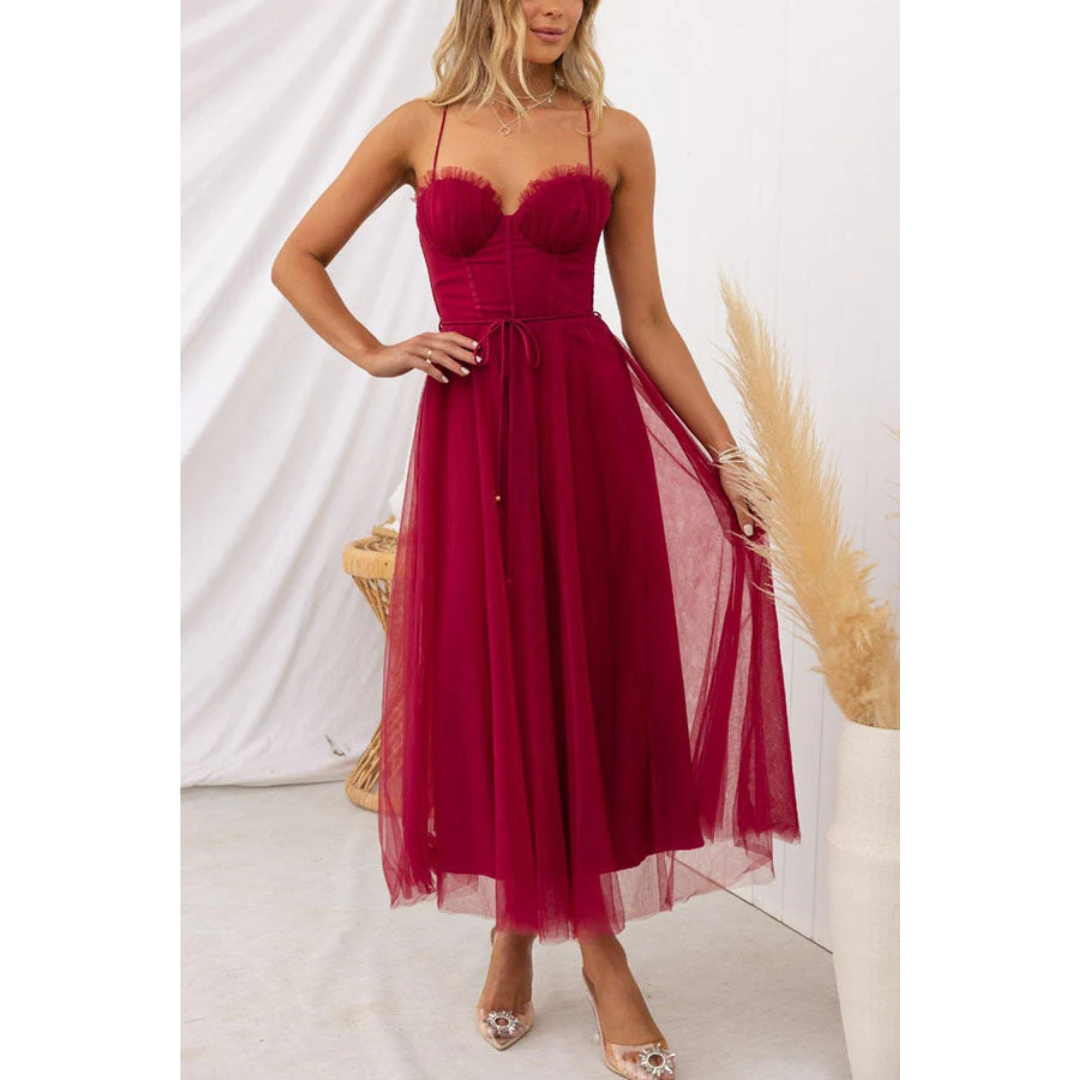 Quelina | Vestido maxi moderno para mujer con tirantes finos | Estilizado