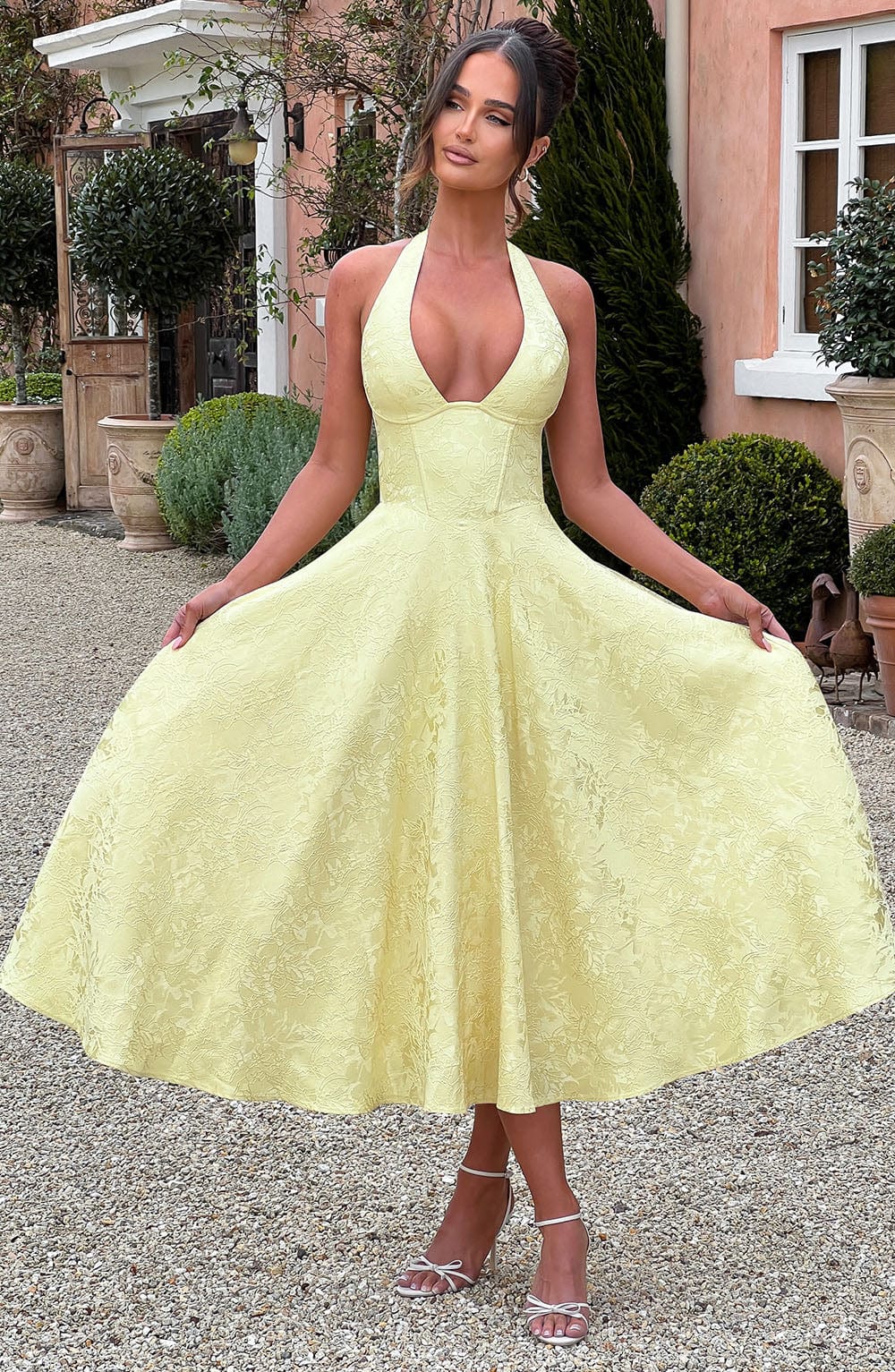 Brinella | Vestido midi estilo halter con escote elegante para mujer