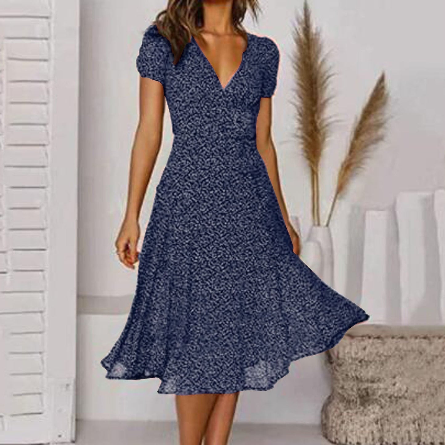 Teodora | Vestido midi con escote en V y manga corta