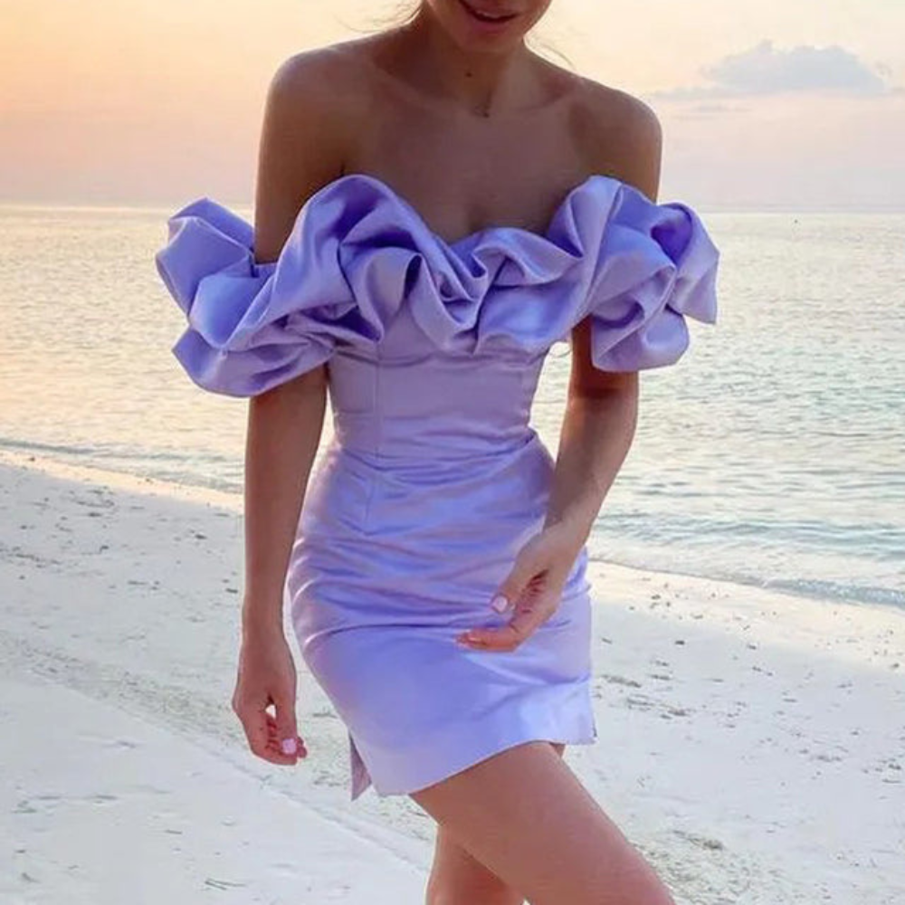 Luvia | Vestido mini con volantes y hombros descubiertos para mujer