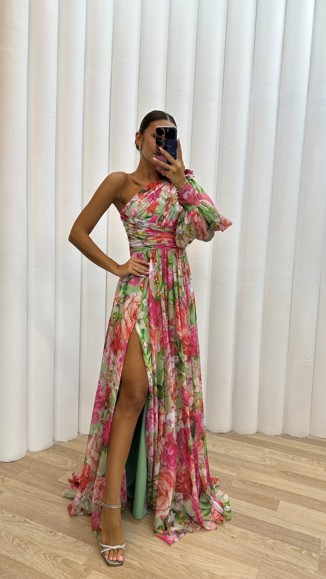 Oria | Vestido maxi elegante para mujer con estampado floral y abertura