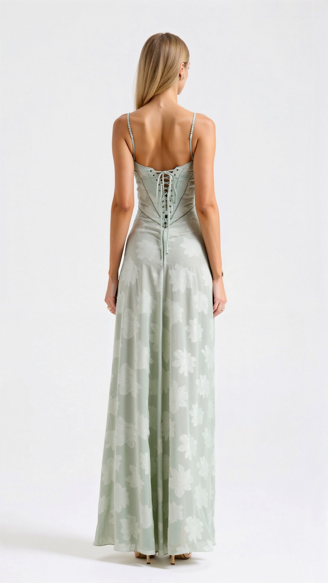 Pavia | Vestido maxi de boda con tirantes finos y diseño fluido para mujer