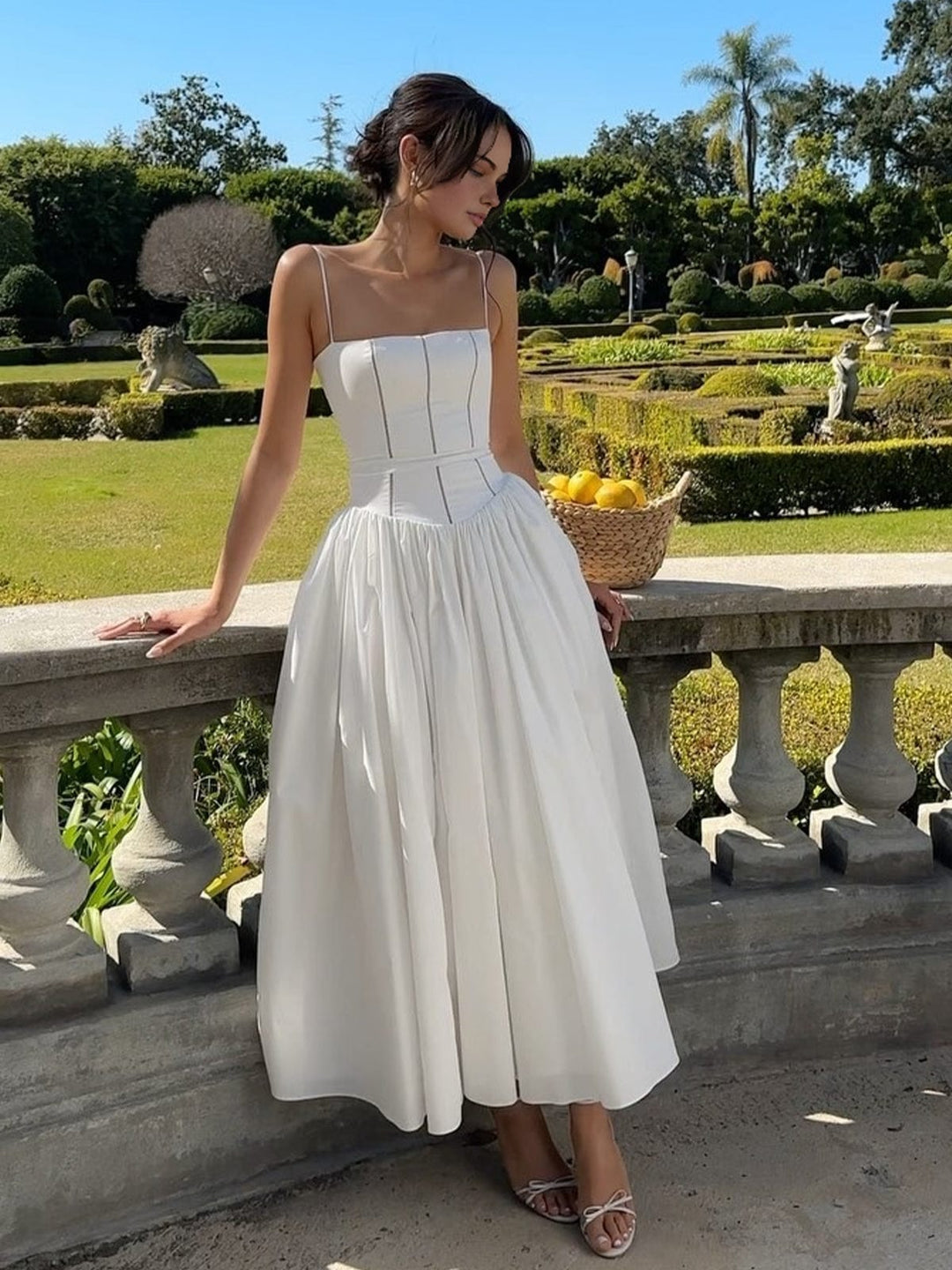 Araceli | Vestido midi para mujer con corsé y tirantes