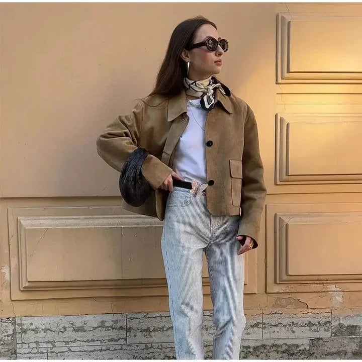 Chaqueta de ante para mujer con cierre de botones Estilo corto Ajuste a medida y bolsillos delanteros para conjuntos elegantes