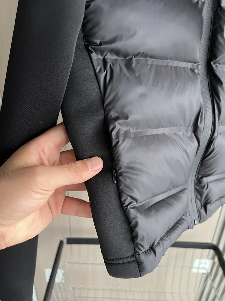 Chaqueta de plumón ligera y cálida para mujer con capucha deportiva