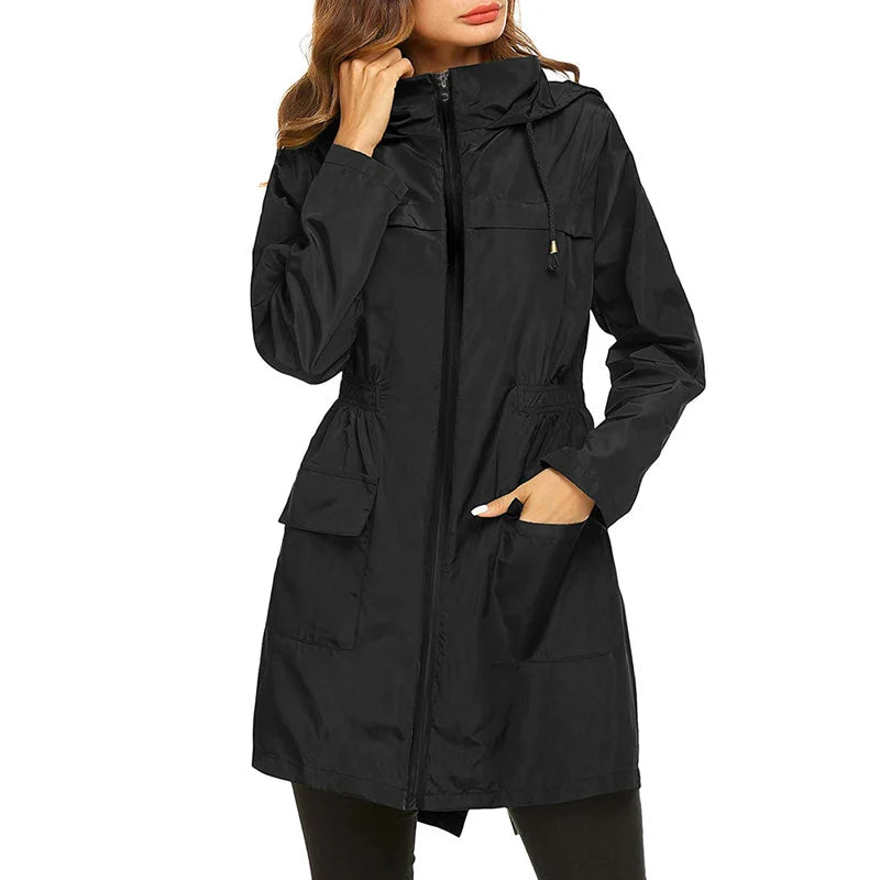 Chaqueta impermeable larga para mujer con capucha – Resistente al clima y funcional