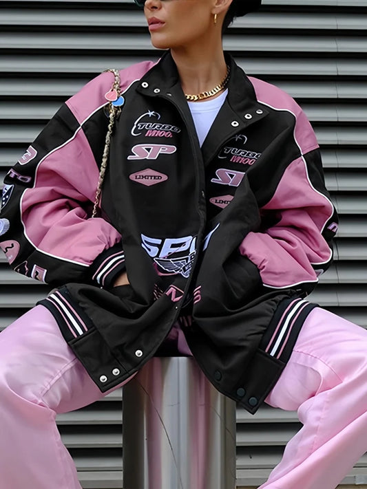 Chaqueta vintage raglán de motociclista negra y rosa con eslogan