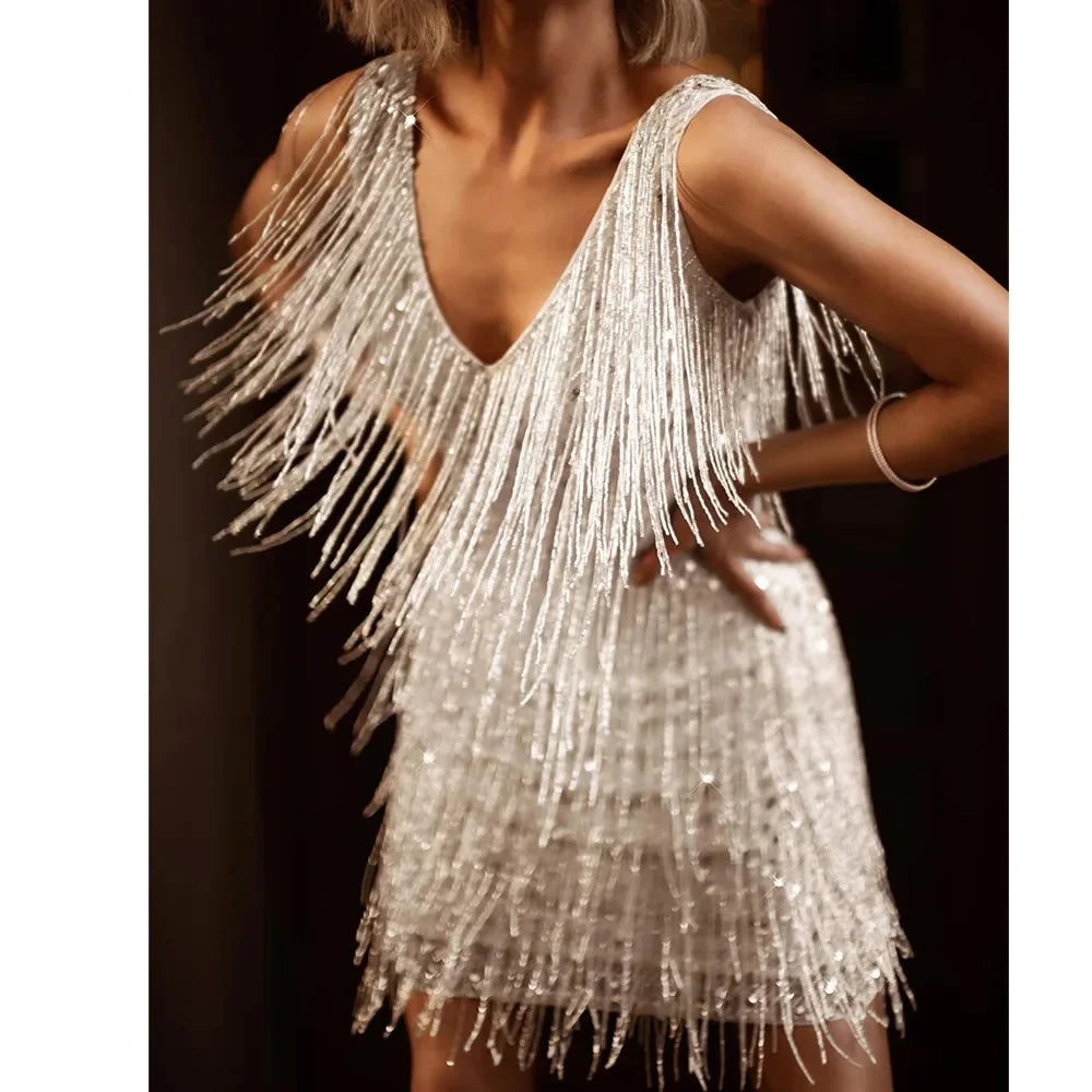 Isidora | Vestido de cóctel para mujer con flecos y plumas