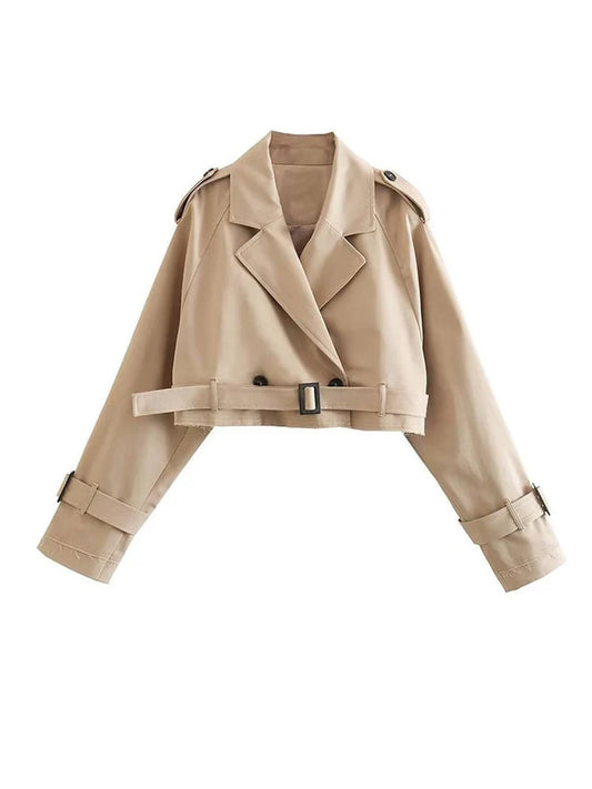 Trench coat corto beige para mujer con doble botonadura