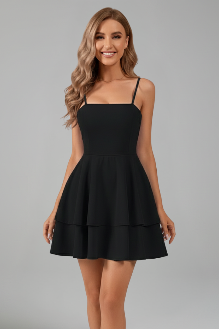 Elvira | Vestido mini de mujer con tirantes finos y falda con vuelo