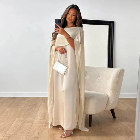 Petra | Vestido maxi con capa para mujer invitada de boda