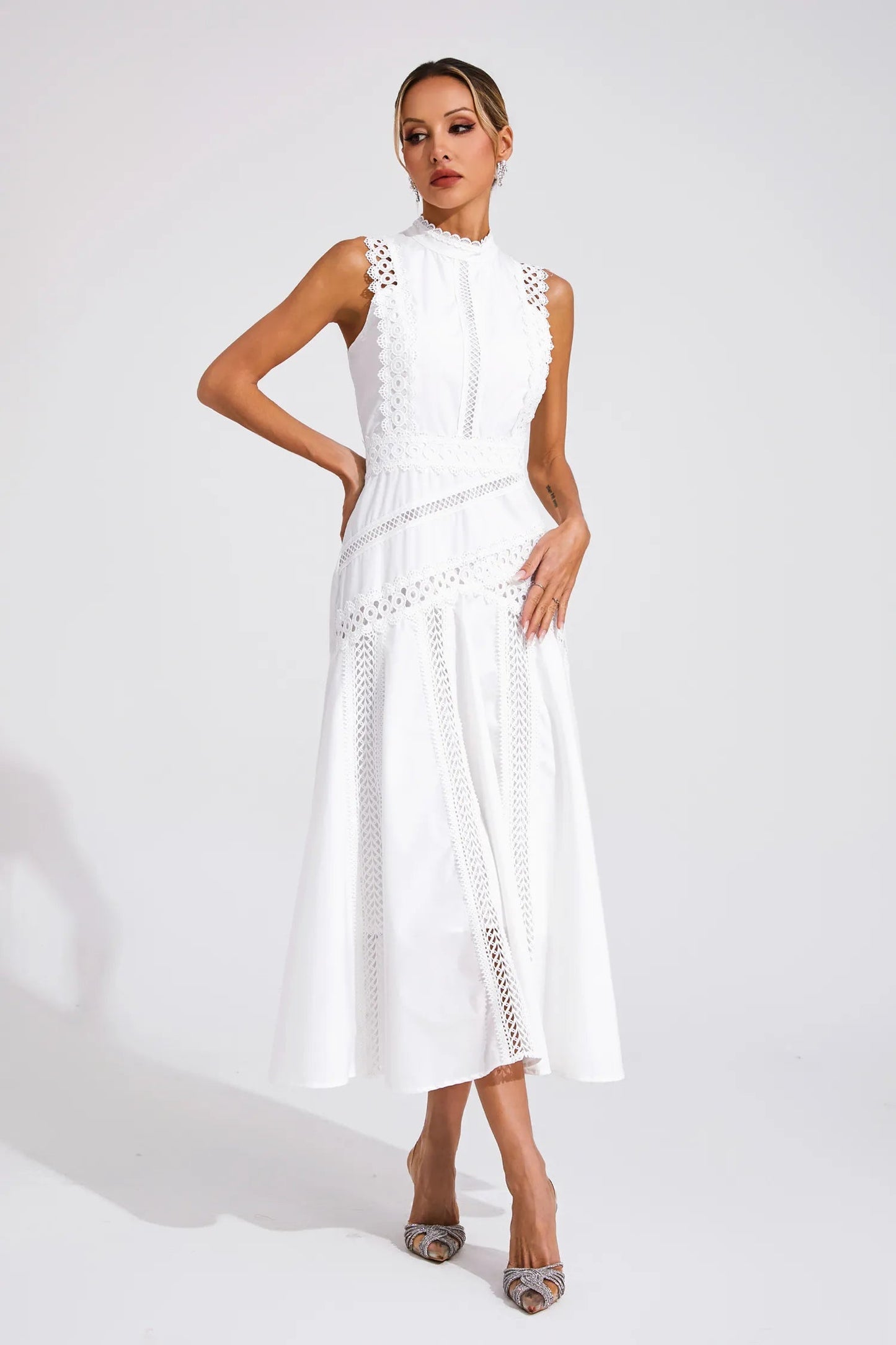 Petra | Vestido midi para mujer sin mangas con encaje y de boda